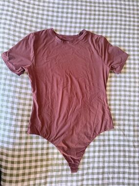 Quince— Classic Short-Sleeve Bodysuit in chocolate